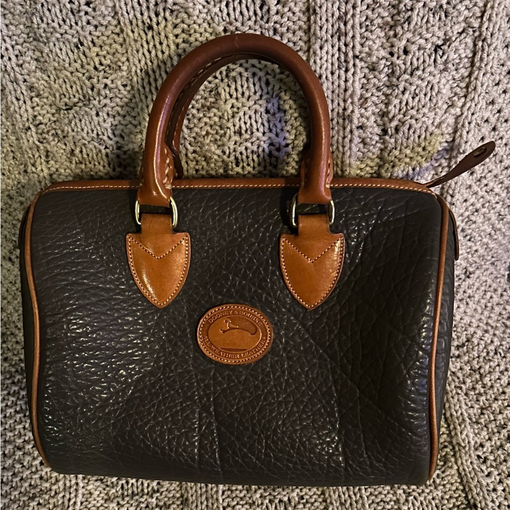Vintage Dooney & Bourke All Weather Leather Barrel Handbag
